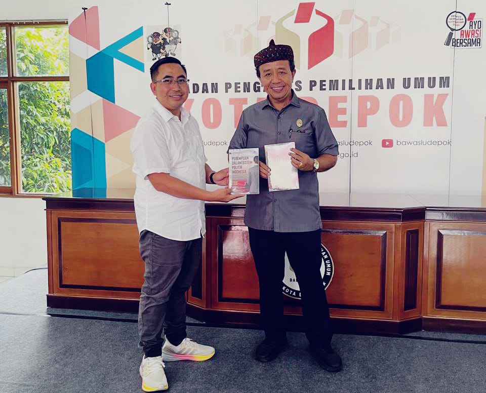 Ketua Bawaslu Depok Apresiasi Buku Karya Binton Nadapdap, S.Sos., M.M., M.H., Tentang Perempuan dan Politik